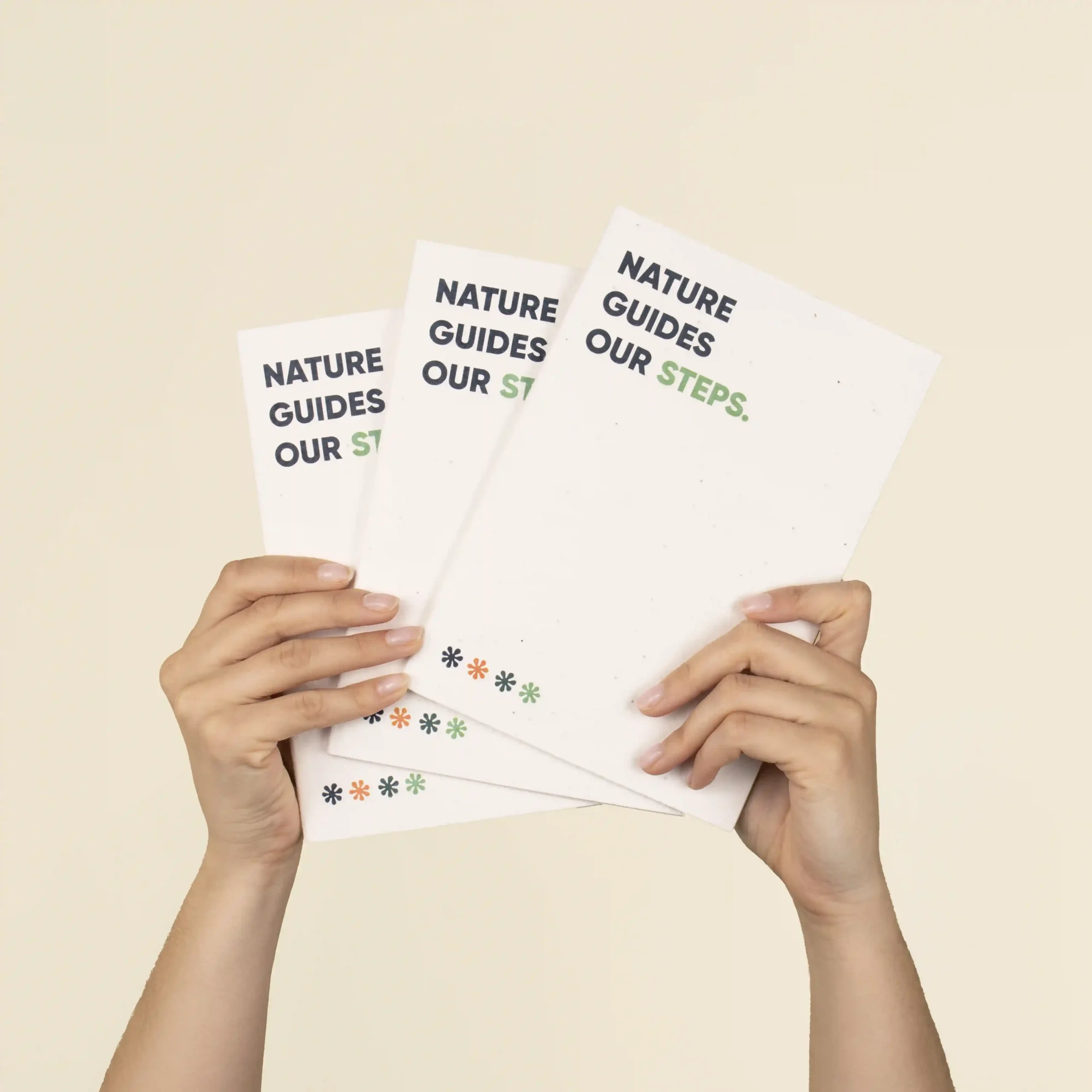 SHON: Libreta con portada plantable. Personalizada a todo color en portada y contraportada 