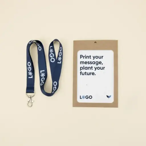 [12010] KIT EVENTOS: Flyer papel eco A6 (Impresión todo color 1 cara) + Funda acreditación KASE 0/0 (13x9cm, kraft, sin impresión) + Lanyard rPET COLLIN (Impresión todo color en las 2 caras)