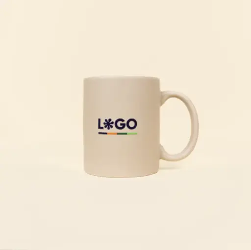 [004010] VANILLE: Taza de cerámica beige. Impresión todo color
